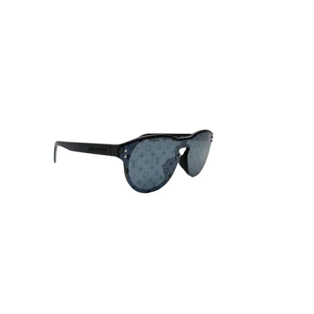 Louis Vuitton waimea round glasses